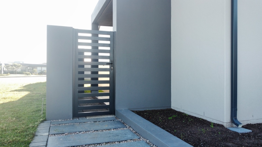 4 Bedroom Property for Sale in Oubaai Western Cape